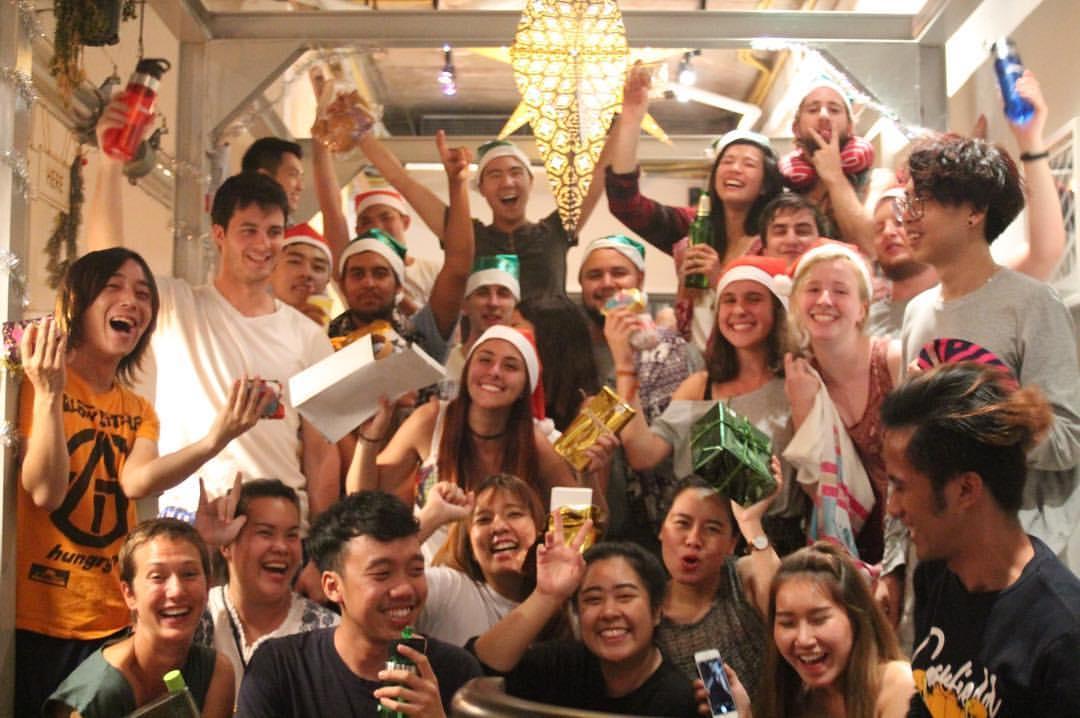 Good One Poshtel & Cafe Bar Hostel Bangkok Buitenkant foto
