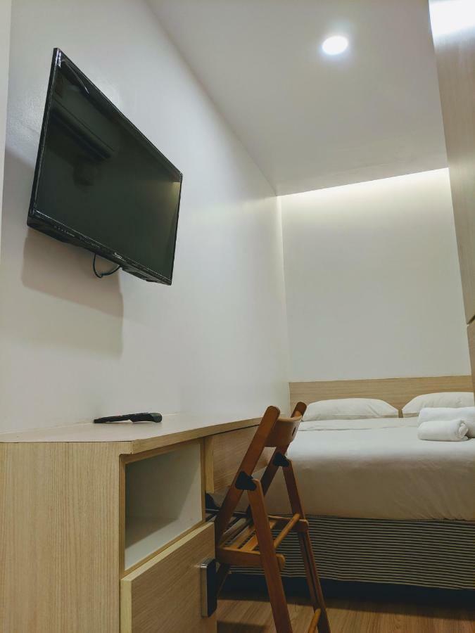 Good One Poshtel & Cafe Bar Hostel Bangkok Buitenkant foto